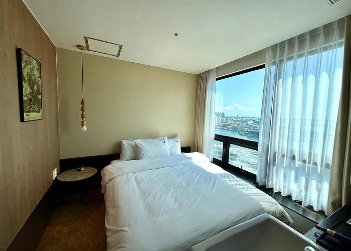 Mini Nampo Hotel 2*