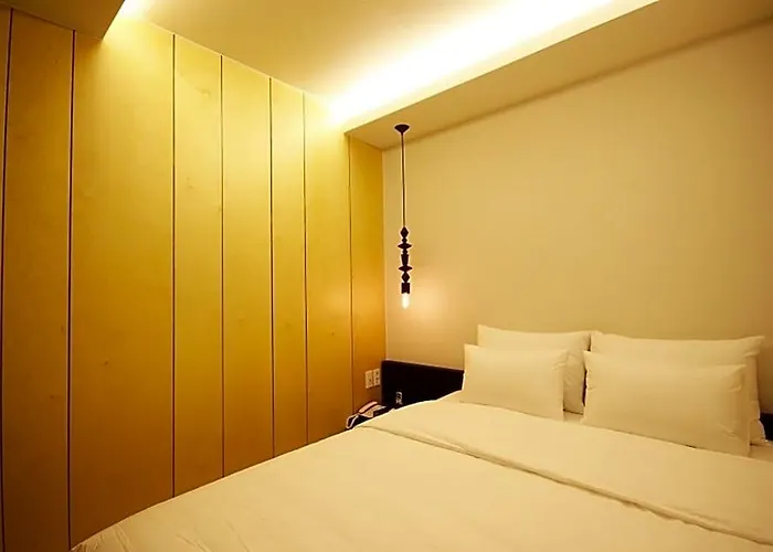 Mini Nampo Hotel 2*